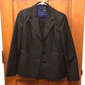 JONES WEAR Black Pin Sripe Suit Size 8